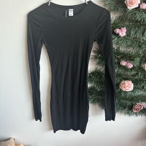 H&M Black Long Sleeve Dress